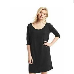 GAP black dress